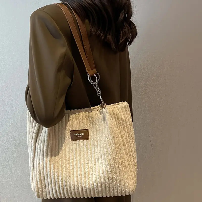 Onyx Tote Bags