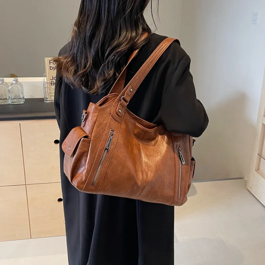 Uma Shoulder Bags