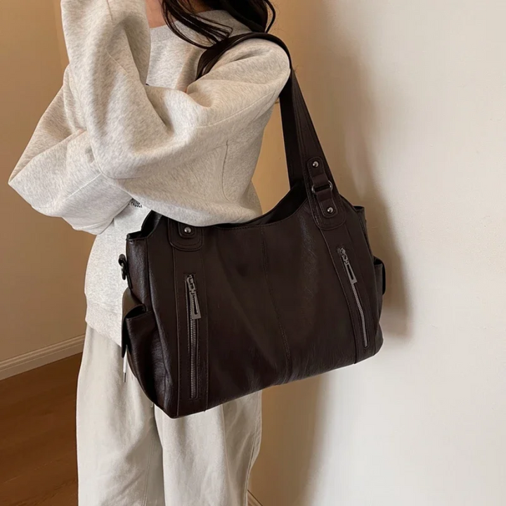 Uma Shoulder Bags