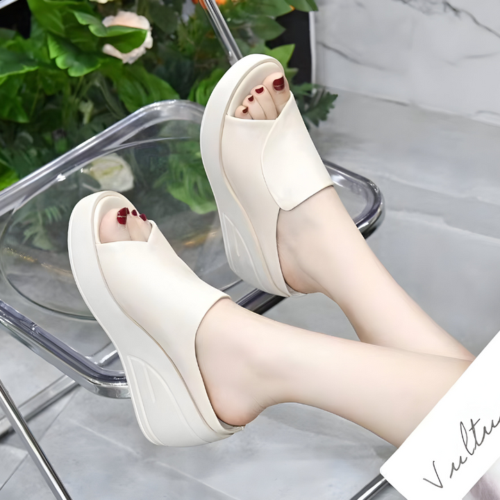 Xanthe Orthopedic Sandals