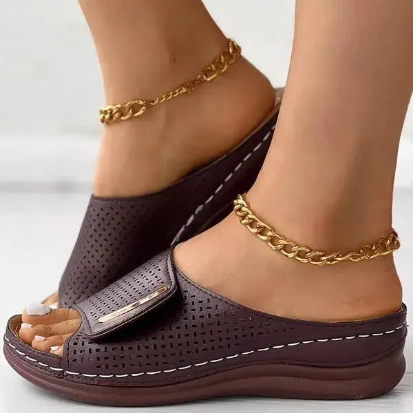 Joanna Sandals