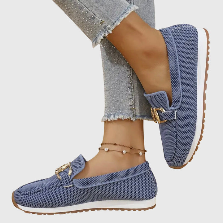 Susie Sneakers