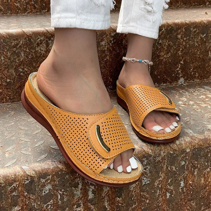 Joanna Sandals