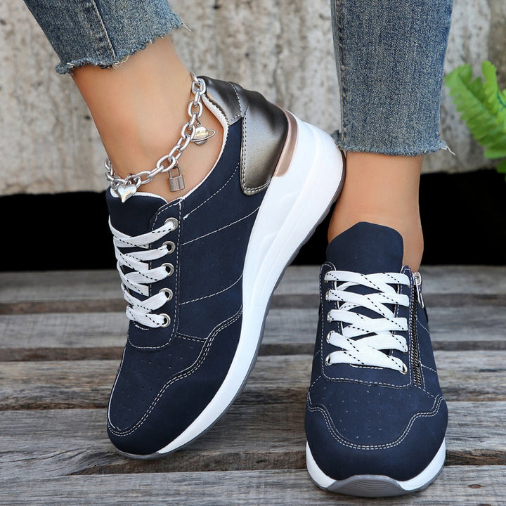 Ivy Sneakers