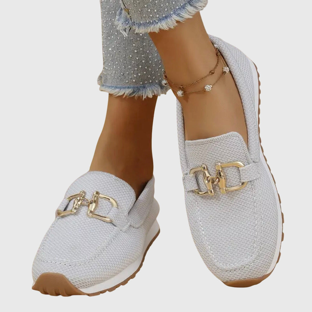 Susie Sneakers