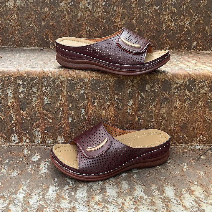 Joanna Sandals