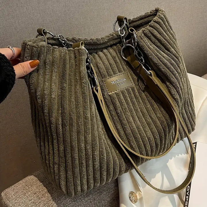 Onyx Tote Bags