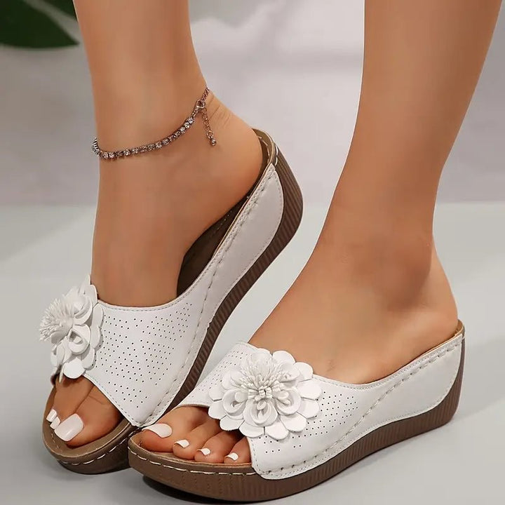 Medellín Orthopedic Sandals