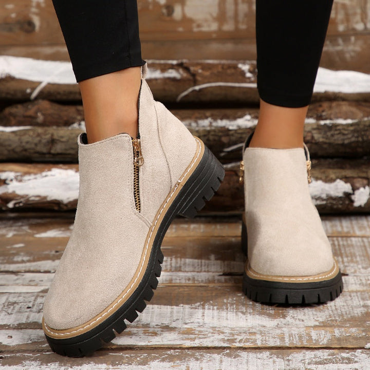Liora Boots